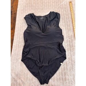 Summersalt Black The All-Day Deep V-Neck Ruched One-Piece Swimsuit Size 16